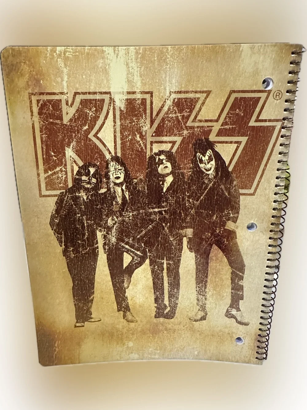 Kiss 2010 dressed